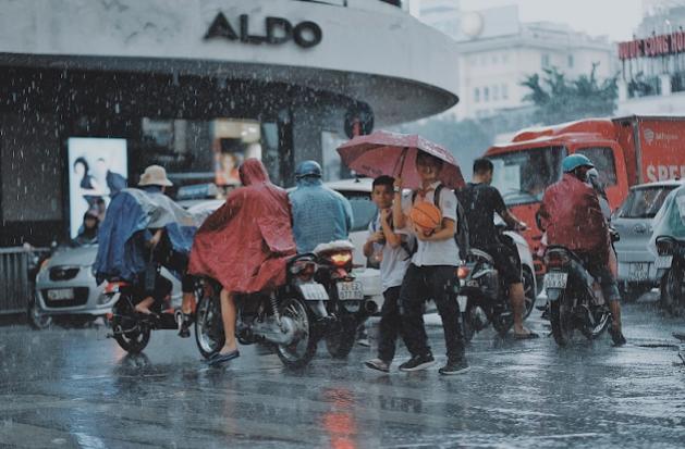 Cẩm nang du lịch Hà Nội vào mùa mưa
